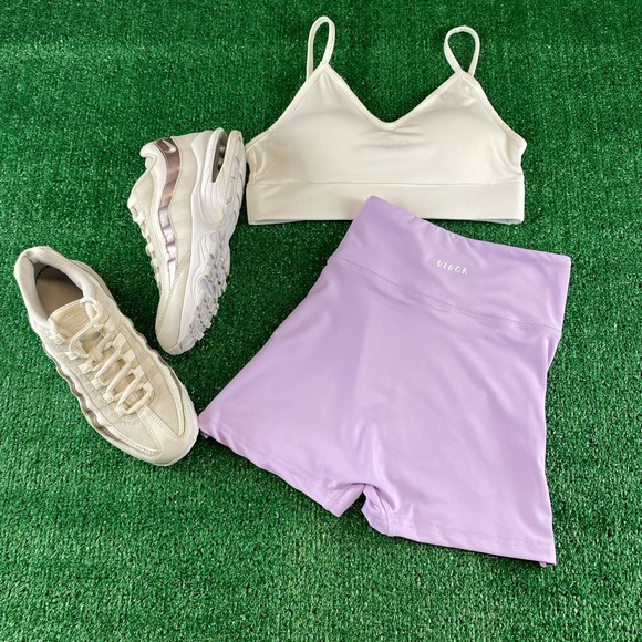 Summer sporty set - Picture 5 of 6